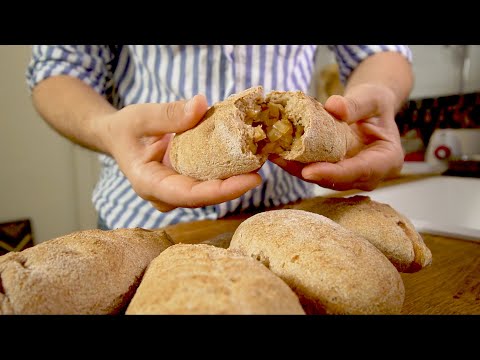 Пирожки с капустой, запеченные без масла и из цельнозерновой муки