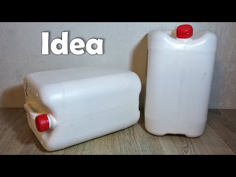 Полезная поделка для дома из пластиковой канистры