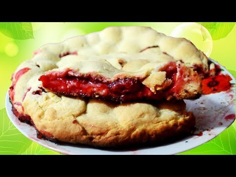 Простой быстрый клубничный пай (закрытый песочный пирог)