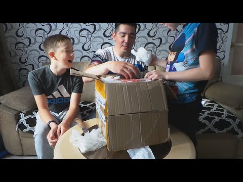 СУПЕР МЕГА ПОСЫЛКА С КАЗАХСТАНА! КОСТЯ И ДЕНИС В ШОКЕ!!!