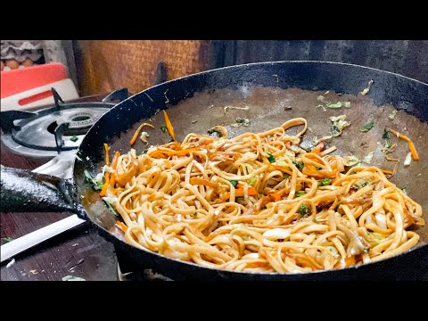 1 dollar street food in Nepal - Chow Mein