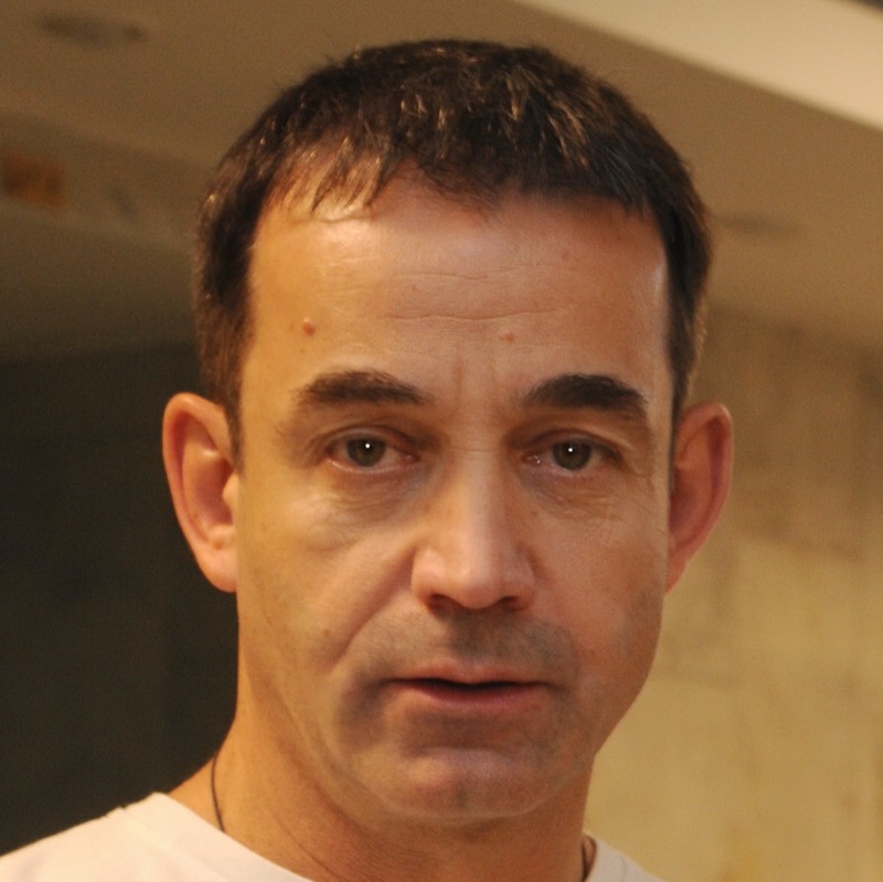 Дмитрий Певцов