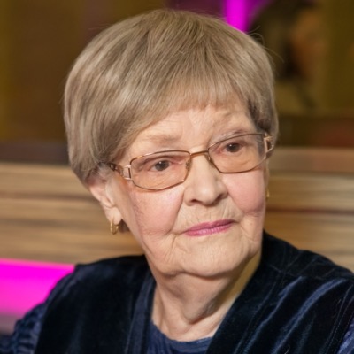 Нина Гребешкова