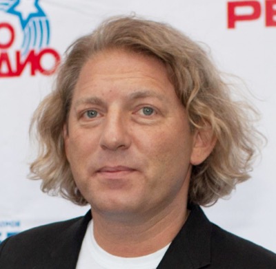 Александр Олейников