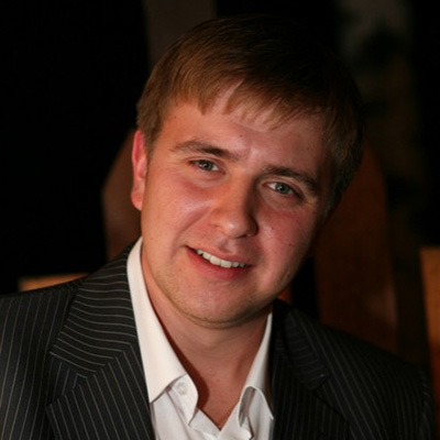 Владислав Николаев