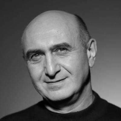 Адам Булгучев