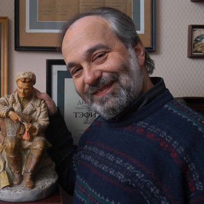 Дмитрий Светозаров