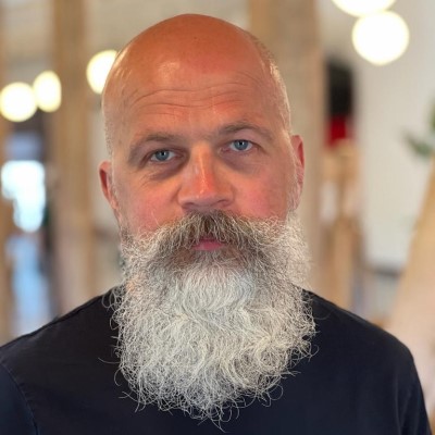 Юрий Степанов