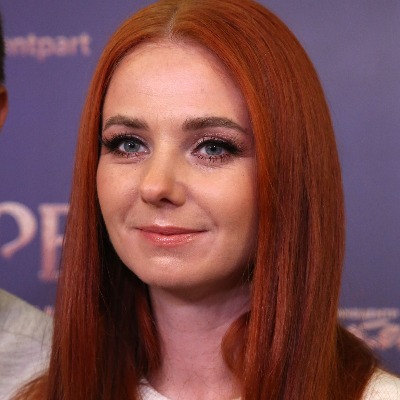 Лена Катина