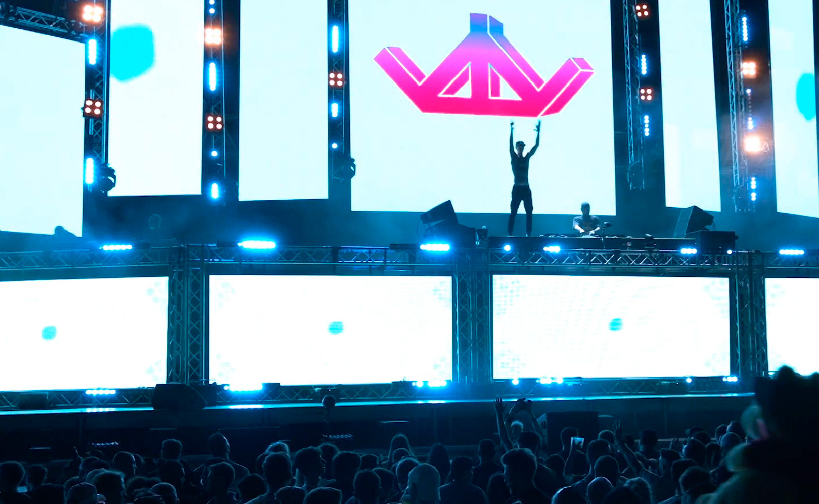 Various Artists. Ultra Music Festival Europe