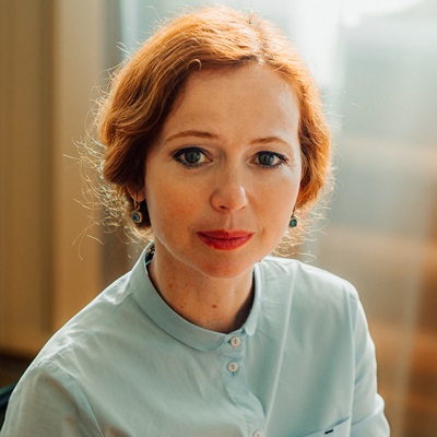 Елена Захарова