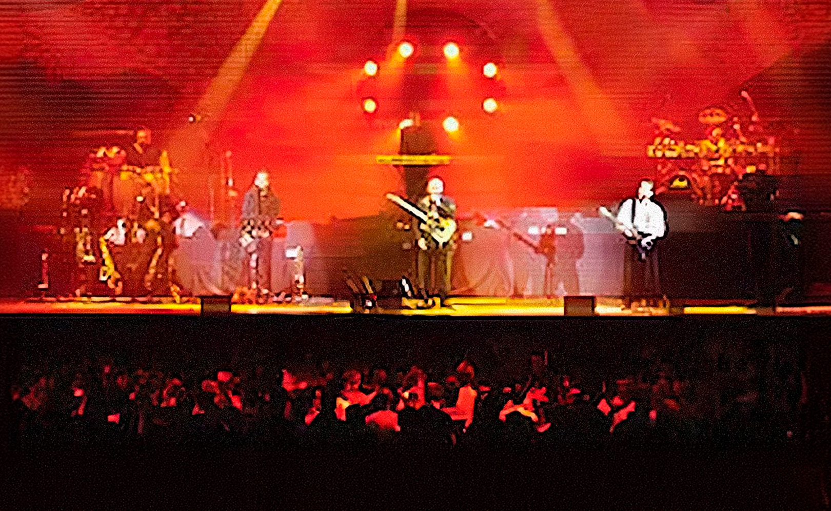 UB40. Homegrown in Holland Live