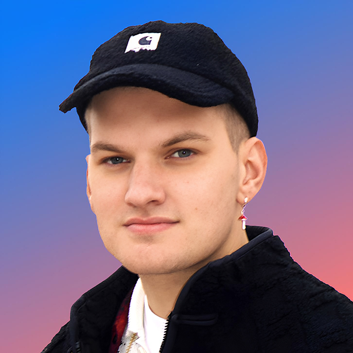 Андрей Максимов