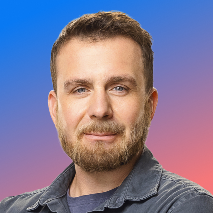 Антон Васильев