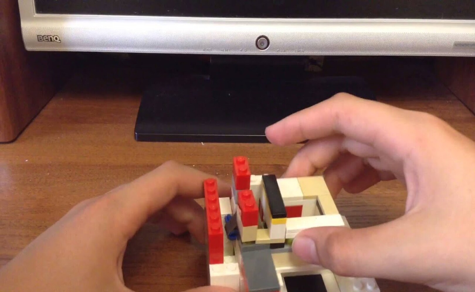 Лабиринт для шарика из Lego