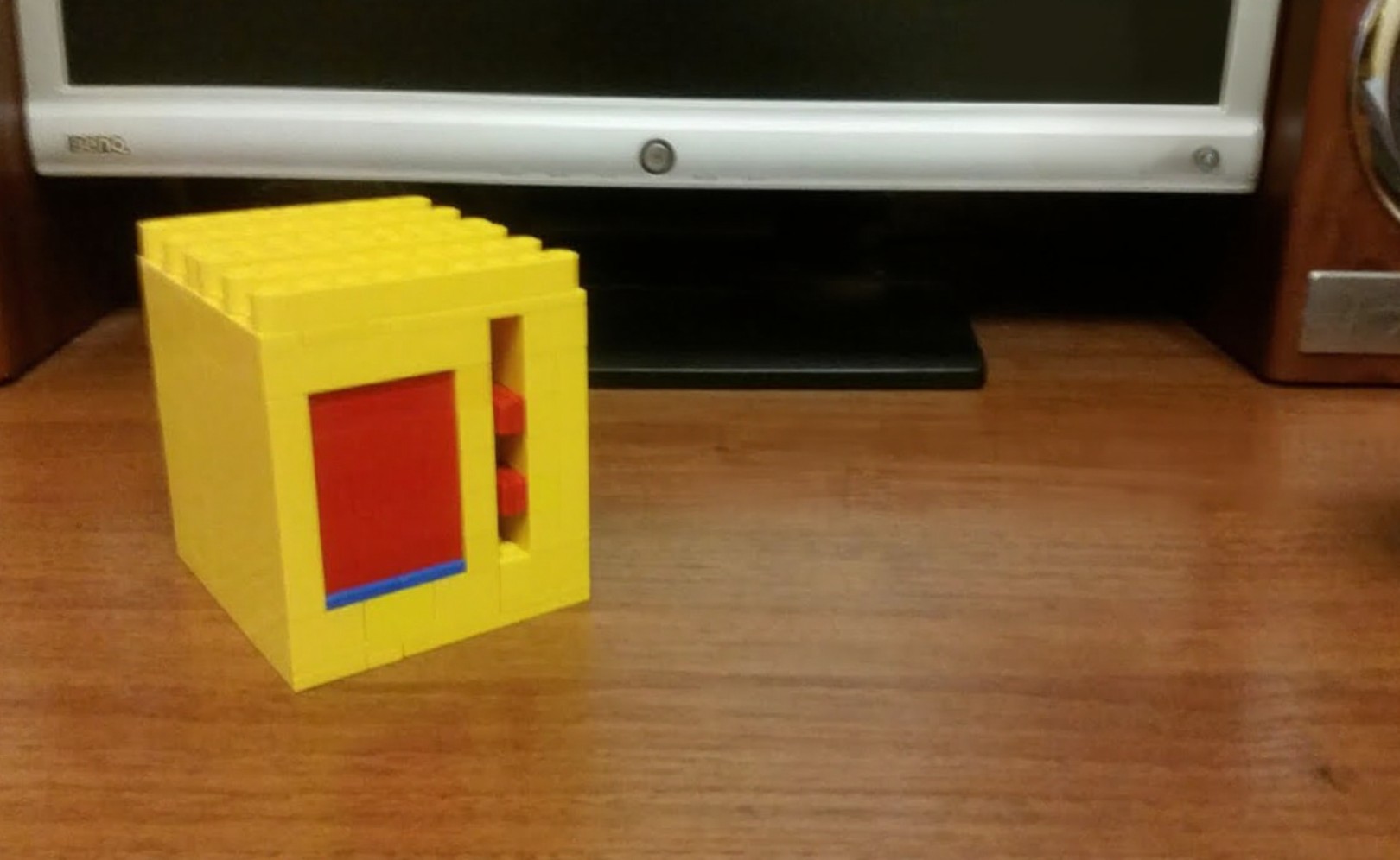 Магнитный Сейф Из Lego!!!