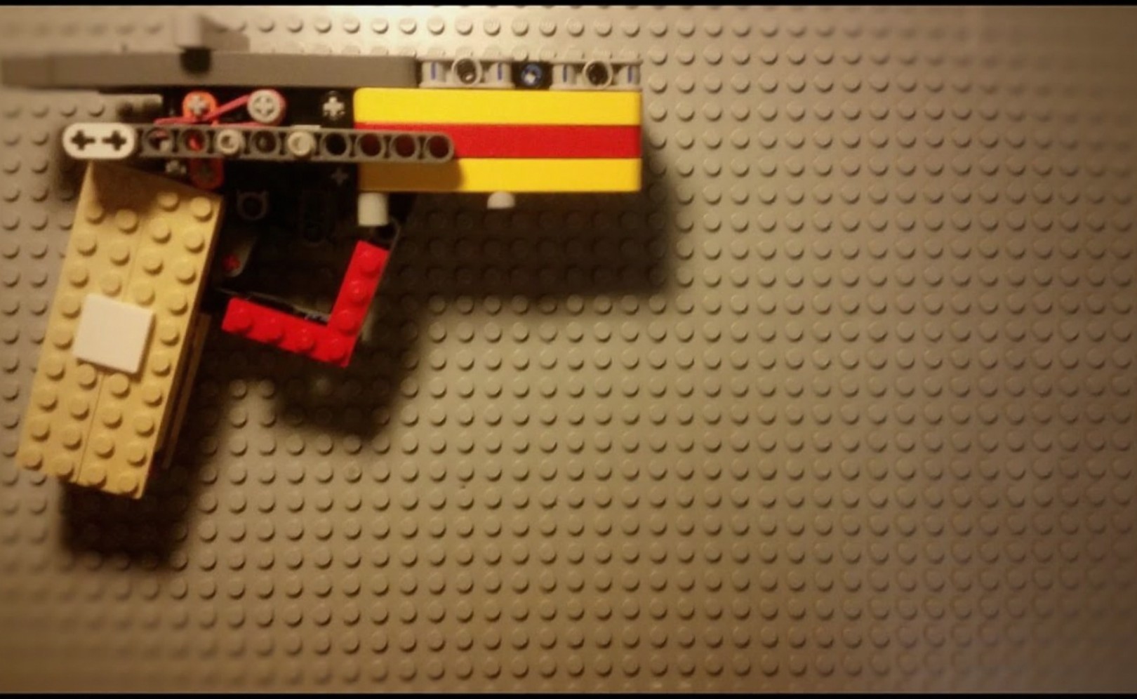 Конфетница из Lego _4 функции_ Lego candy machine _4 options_