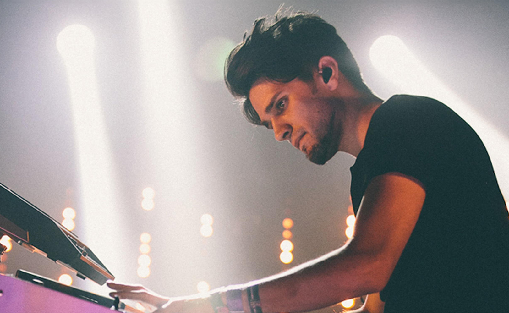 Foxes. Live at Hype Machine's Hype Hotel