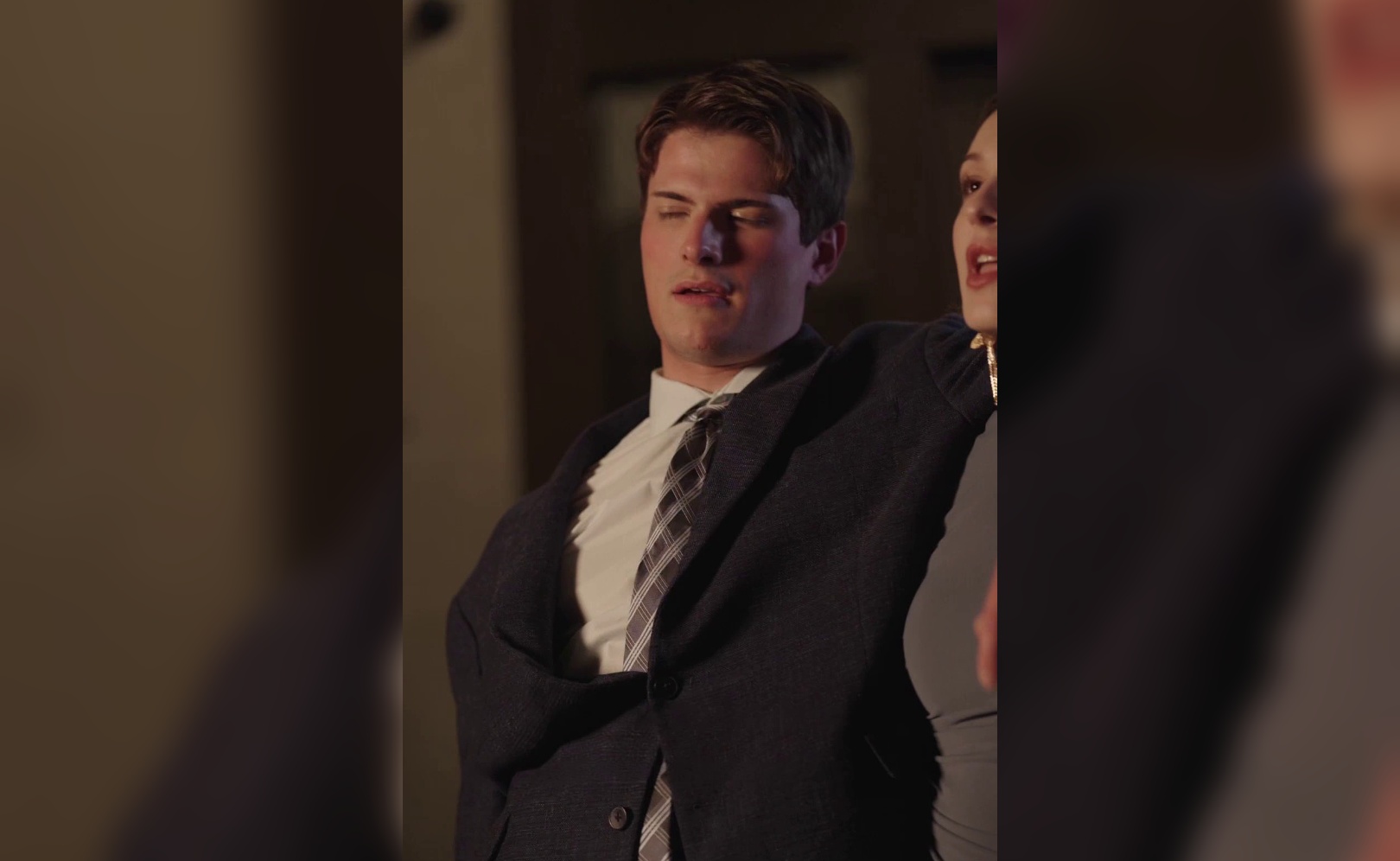 Влюбиться в собственного мужа. Сезон 1. Серия 14