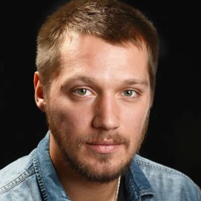 Илья Акинтьев