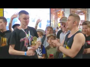 НЕ ПОДАЛ РУКУ. ЭПИК ФЕЙЛ. УГАРНО, СМОТРЕТЬ ВСЕМ:)