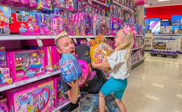 Alisa is doing shopping Lets Go Shopping Song More Songs for Kids & Nursery Rhymes
