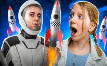 КАК Я СТАЛА КОСМОНАВТОМ В КОСМОКВАНТОРИУМЕ!