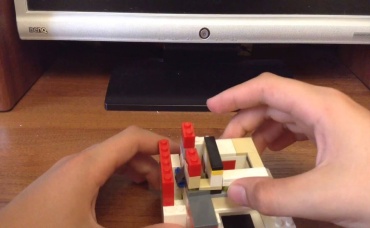Лабиринт для шарика из Lego