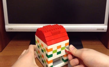 Конфетница с печеньками из Lego!