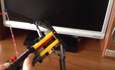 Пистолет из Lego V4