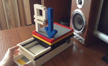 Мини пинбол из Lego V11 Mini Lego pinball V11