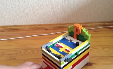 Золотой меч из Lego