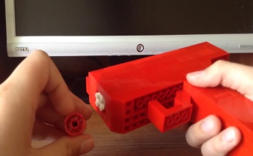 Конфетница из Lego V12